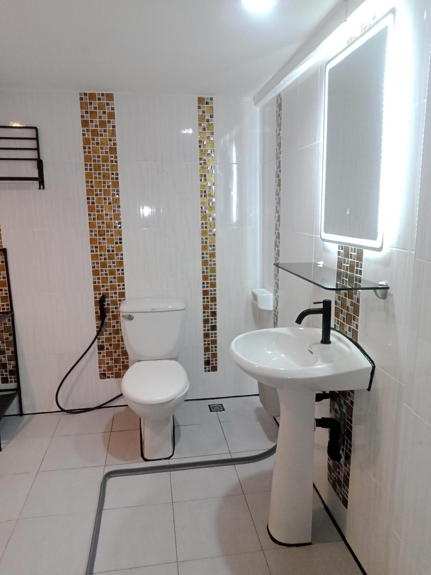 Living Room Guesthouse & Cafe Bar Karon Ngoại thất bức ảnh